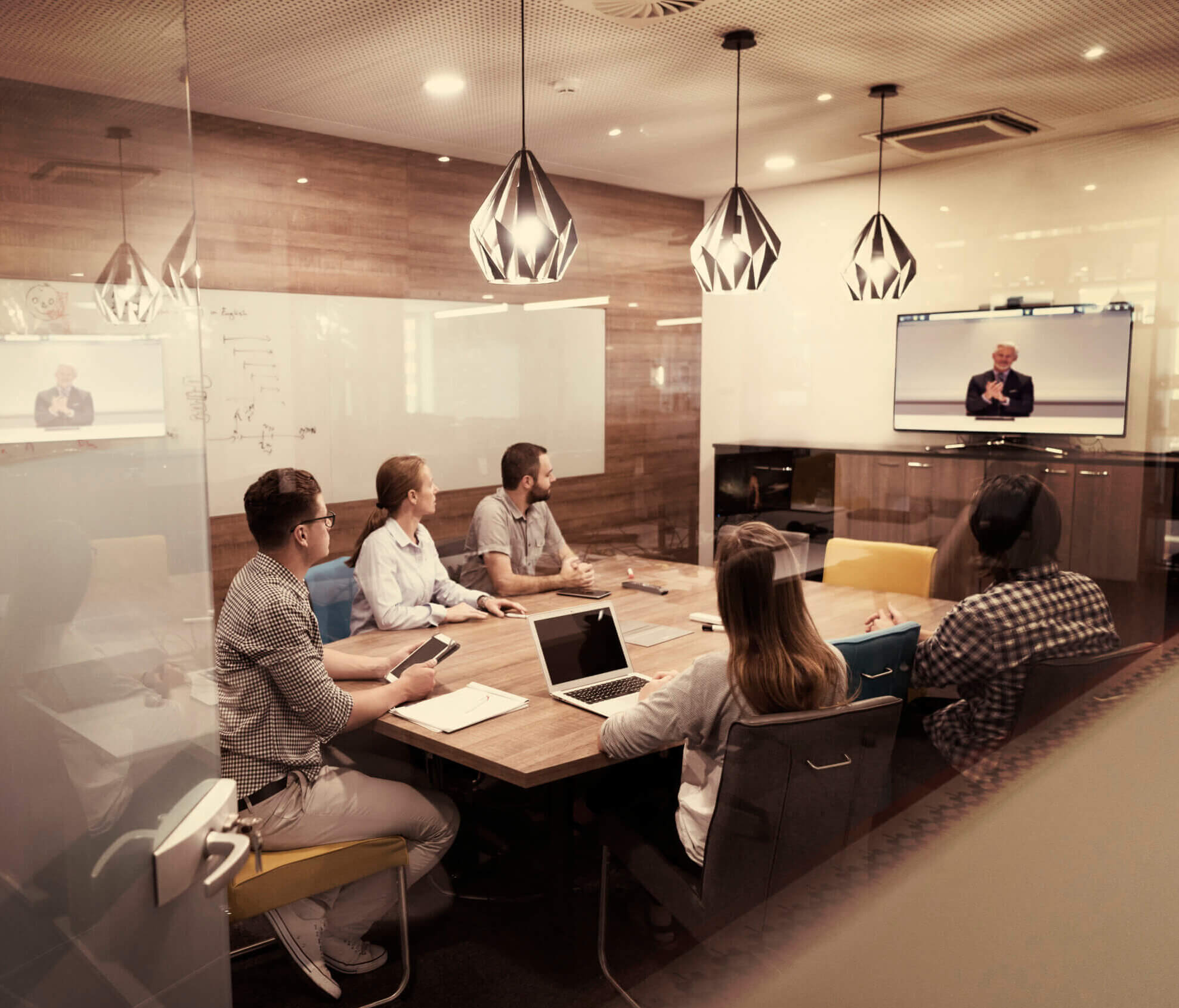 start-up-business-people-group-attending-videoconf-p564kuw-scaled