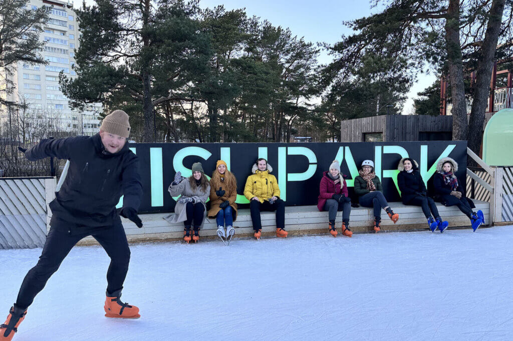 DeltaE - 10 sünnipäev